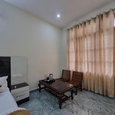Baikunth Homes ダルハウジ エクステリア 写真