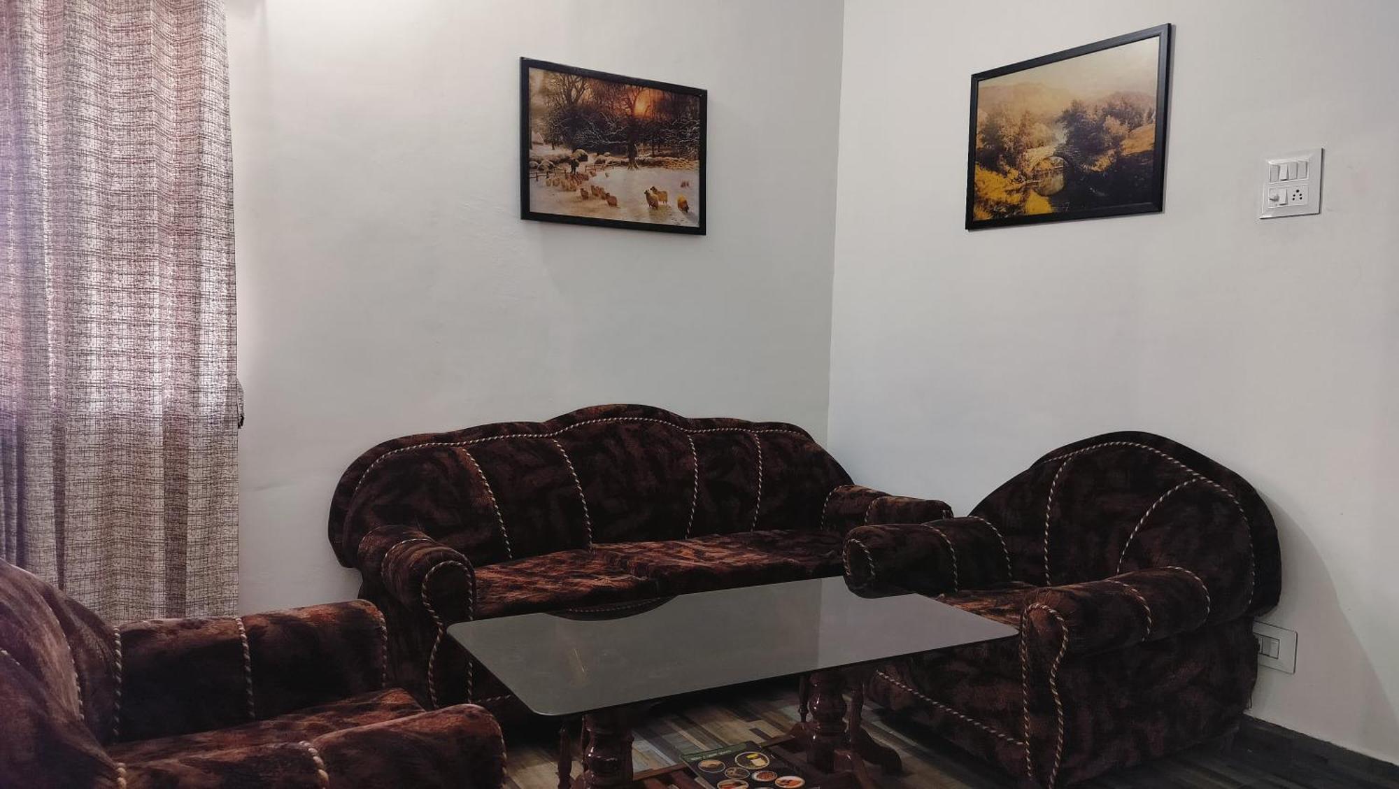 Baikunth Homes ダルハウジ エクステリア 写真