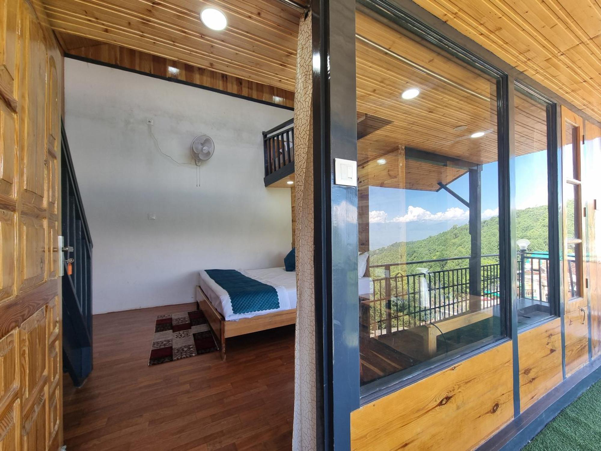 Baikunth Homes ダルハウジ エクステリア 写真