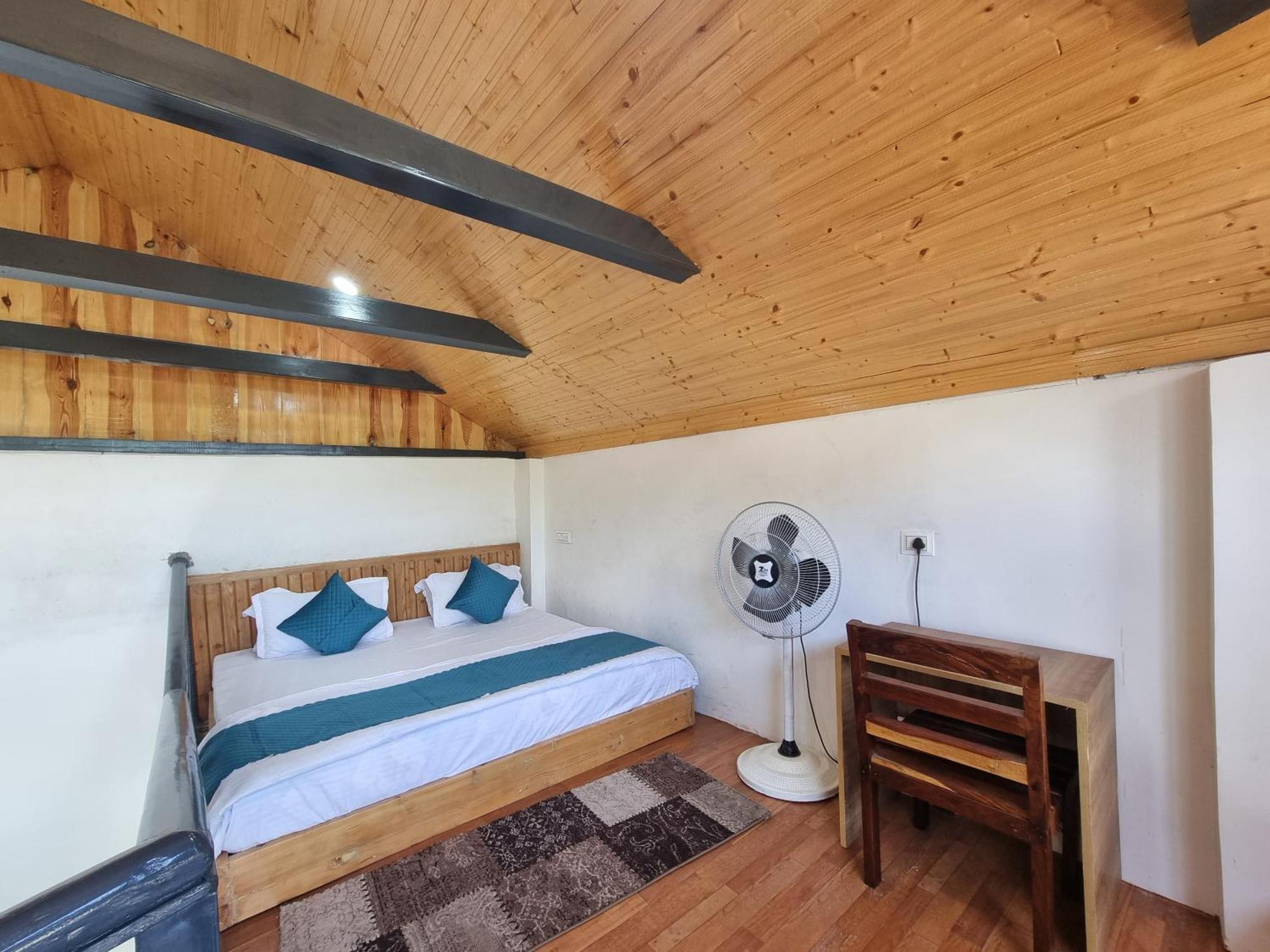 Baikunth Homes ダルハウジ エクステリア 写真