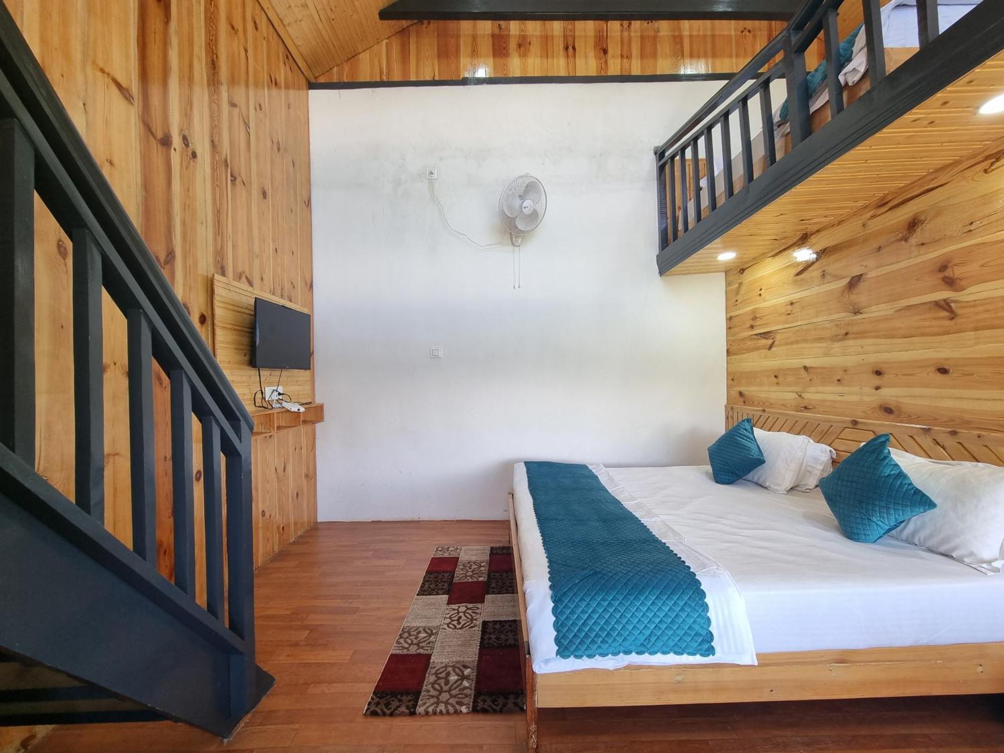 Baikunth Homes ダルハウジ エクステリア 写真